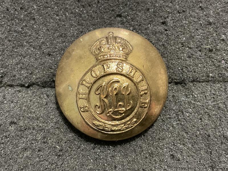 K/C Shropshire Light Infantry gilded brass button