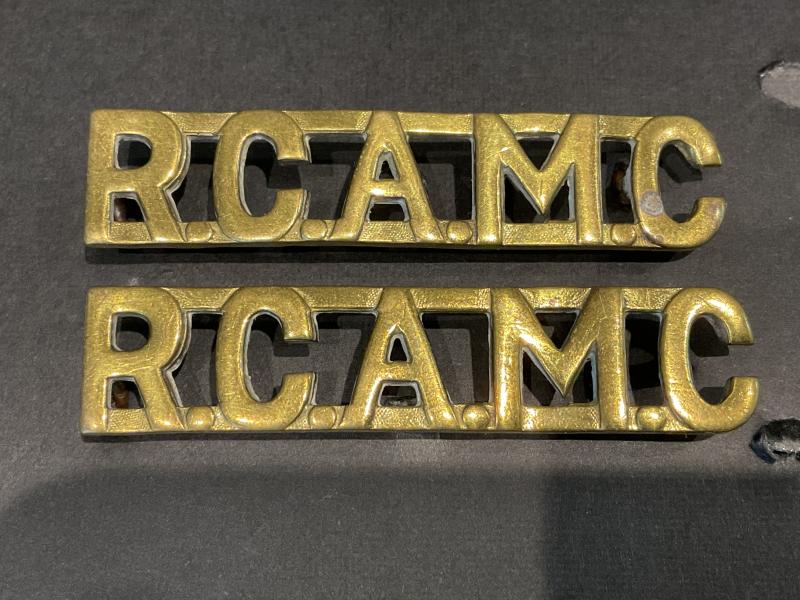 WW2 R.C.A.M.C brass shoulder titles