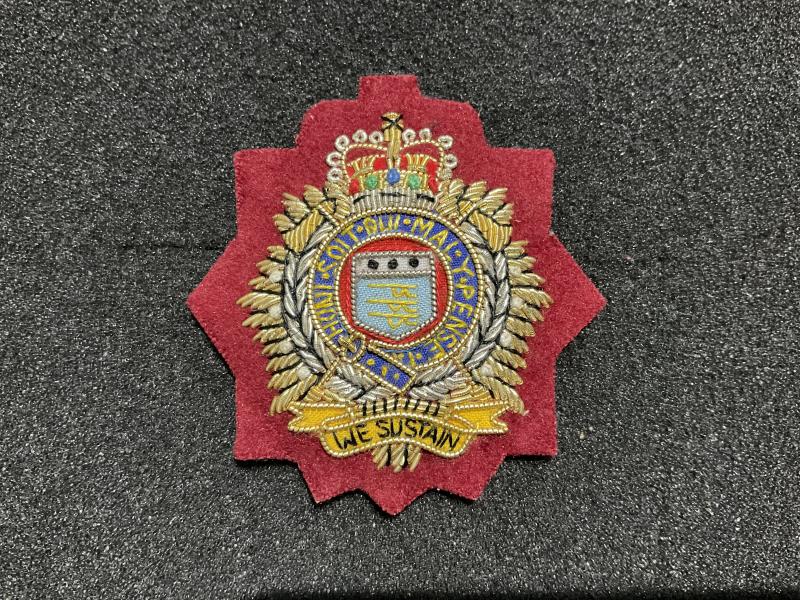 Post 1993 Parachute Regiment attached R.L.C Beret badge