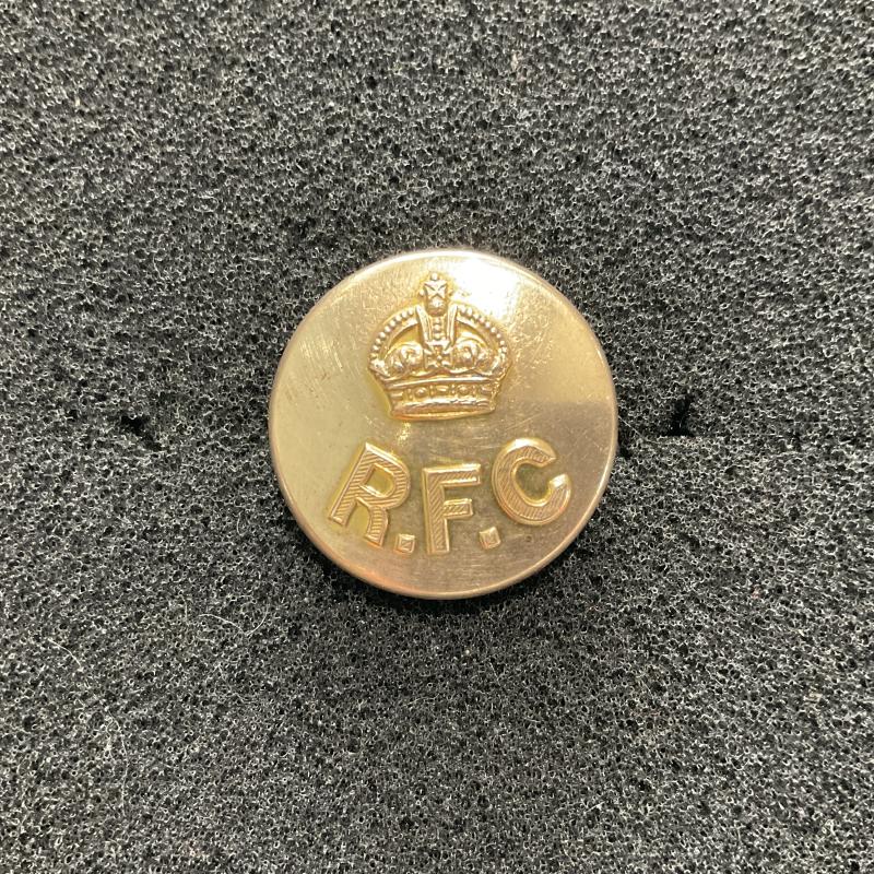 R.F.C (Royal Flying Corps) officers gilt button