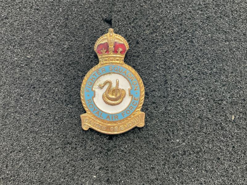 WW2 RAF 66th Fighter squadron lapel badge