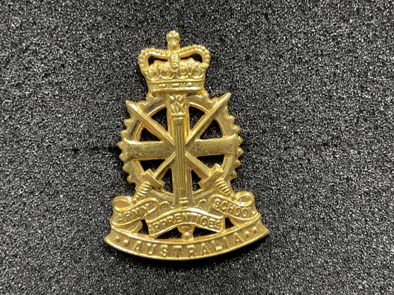 Australian Army Apprentice school cap/hat badge