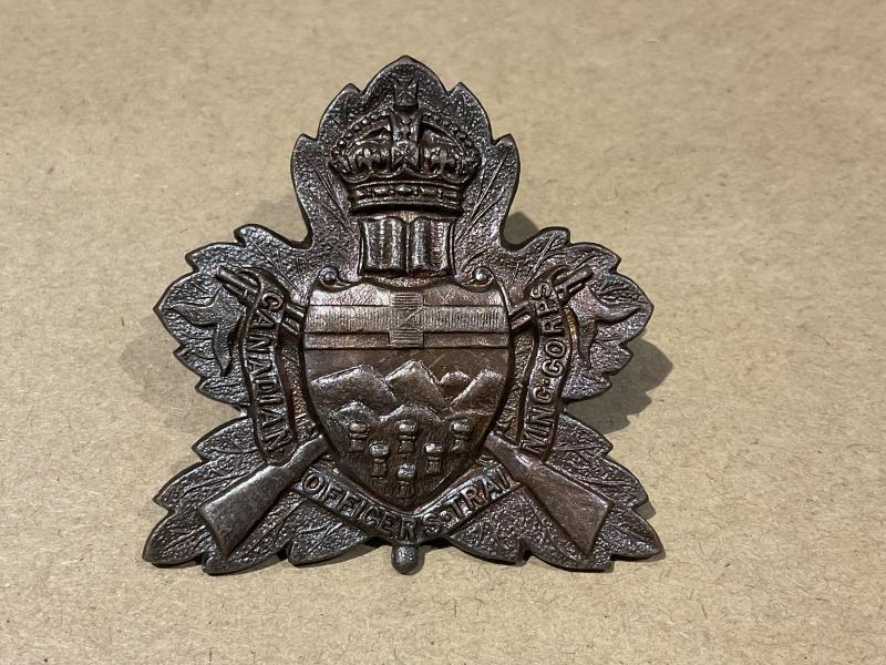 WW1 Canadian Alberta University Contingent O.T.C cap badge