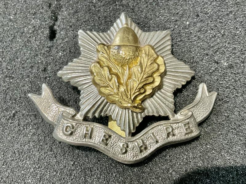 WW1 Cheshire Regiment cap badge