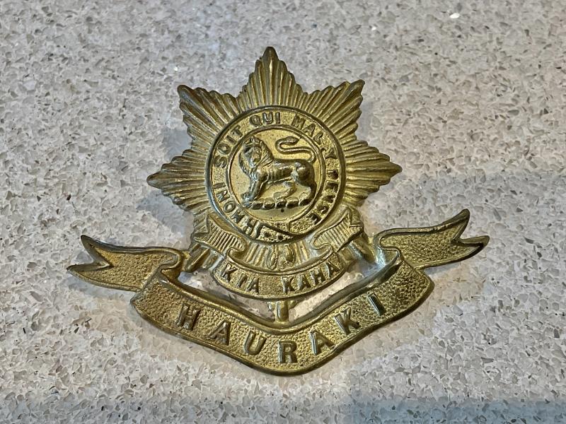 New Zealand 6th Hauraki Regiment cap badge