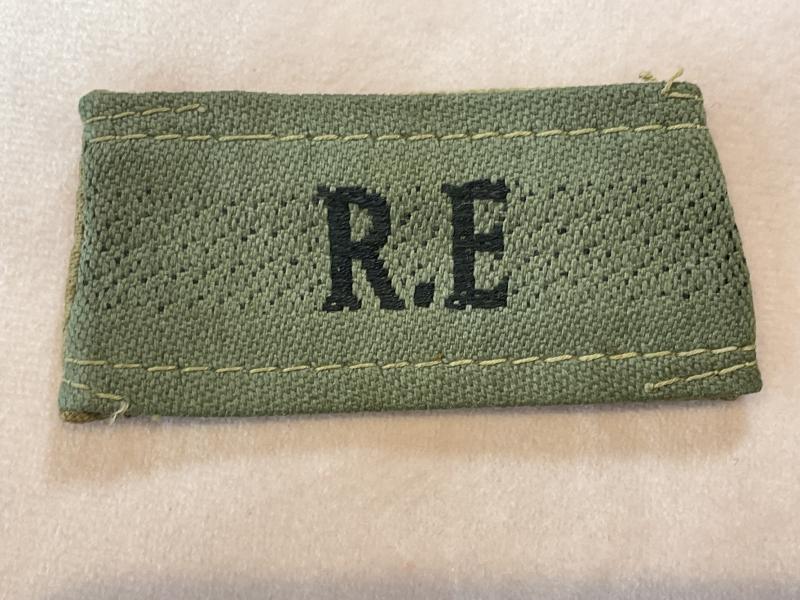 WW2 Indian theatre made R.E slip on shoulder title