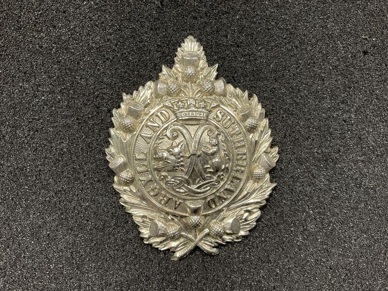 Pre 1908 Argyll & Sutherland Highlanders Glengarry badge