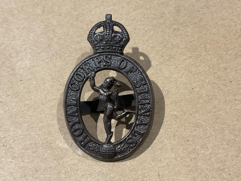 WW2 Royal Corps of Signals OS.D Cap badge by LUDLOW