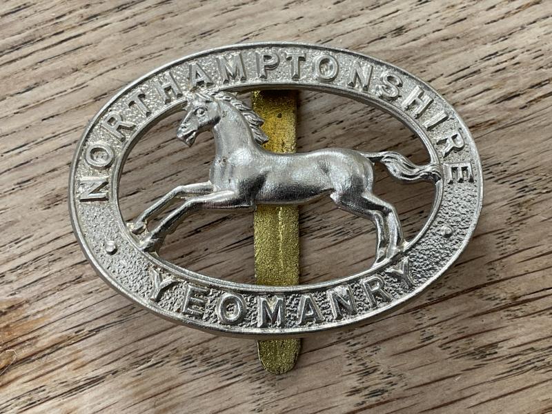 WW2 Northamptonshire Yeomanry cap badge by Gaunt