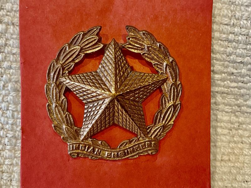 WW2 Indian Engineers brass cap/collar badge