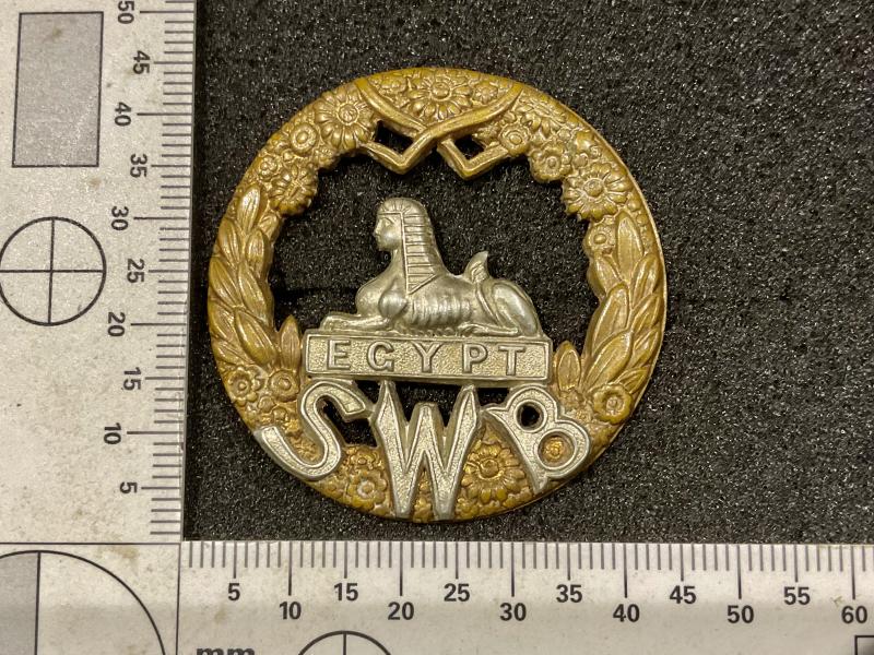 Victorian/ Edwardian South Wales Borderers cap badge