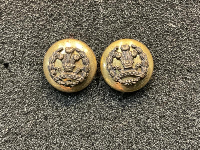 15mm Middlesex Regt officers 2 part hat buttons