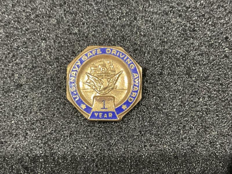 U.S Navy Safe driving award lapel badge