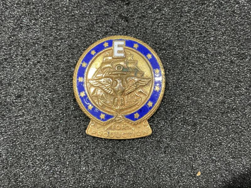 WW2 U.S Navy Excellence in ship building lapel badge