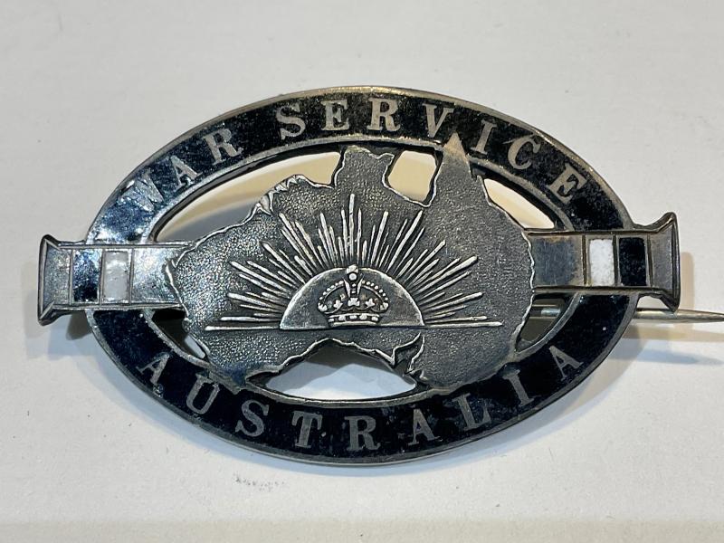 1917 dated WAR SERVICE AUSTRALIA badge
