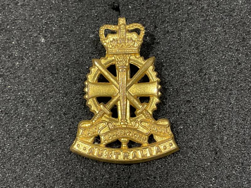 Australian Army Apprentices School collar badge