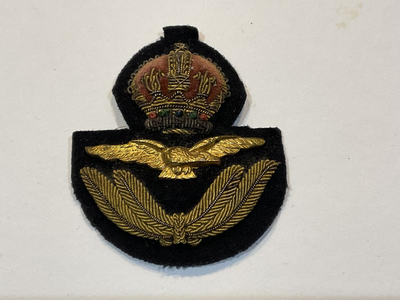 WW2 R.A.F officers padded bullion cap badge