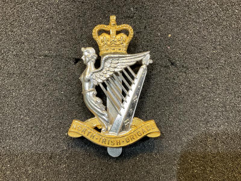 Officers North Irish Brigade cap badge