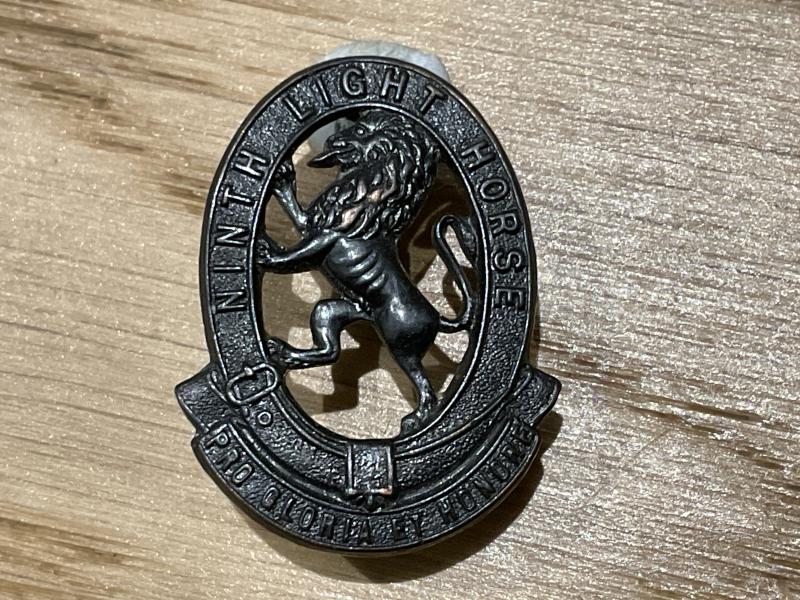Australian 9th L.H (Flinders Light Horse) collar badge