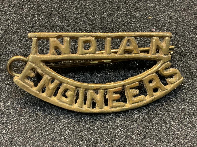 Indian Engineers brass shoulder title