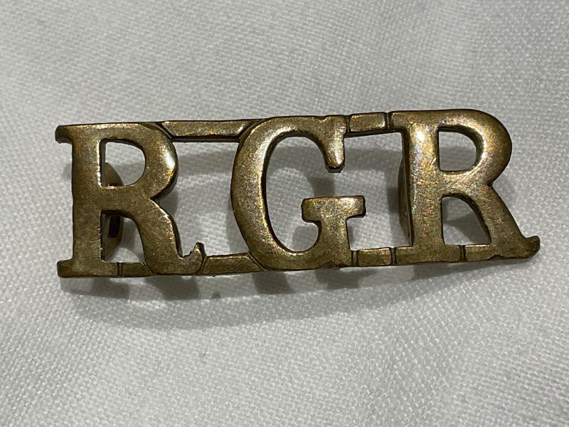 R.G.R (Royal Garrison Regt )1901-08 Brass title