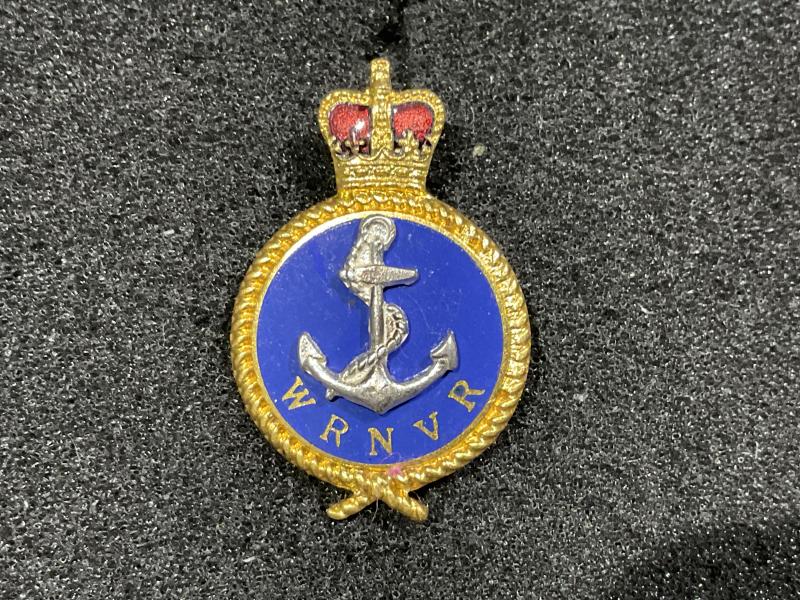 W.R.N.V.R Queens crown lapel badge
