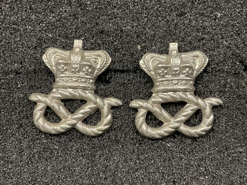 QVC The Staffordshire Yeomanry w/m collar badges