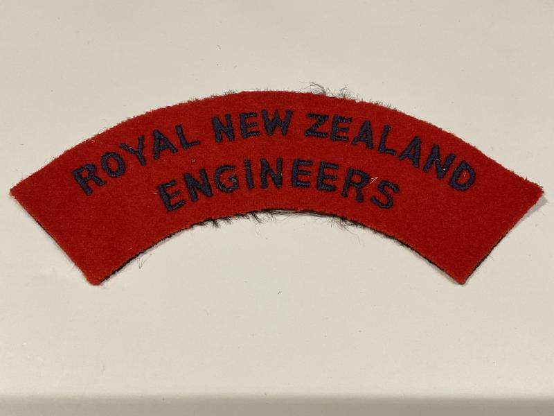 Royal New Zealand Engineers cloth shoulder title