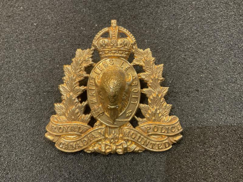 K/C Royal Canadian Mounted Police cap badge