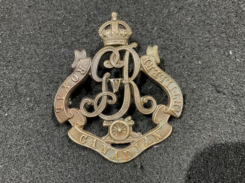 WW1 Royal Canadian Horse Artillery 1917 dated cap badge