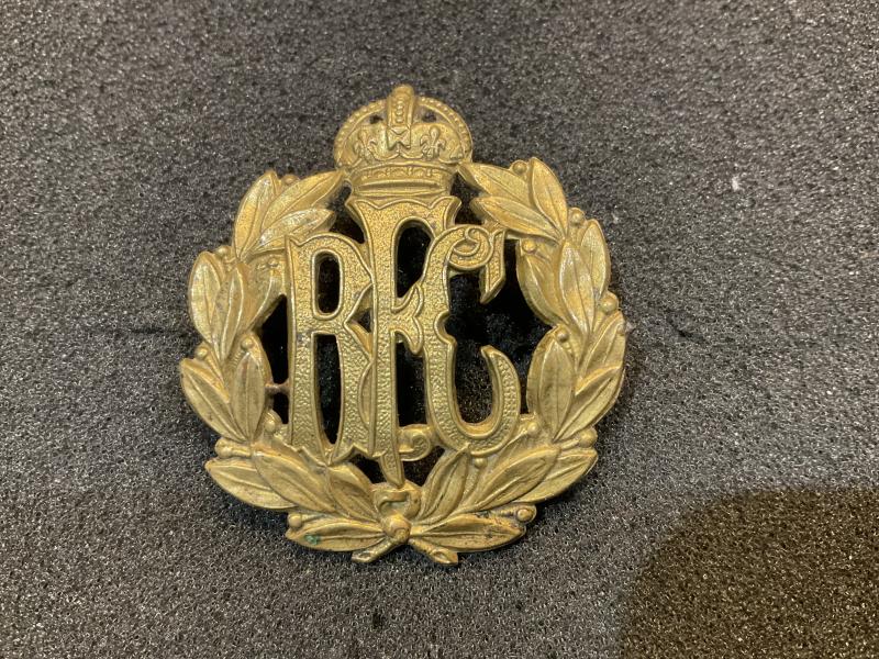 WW1 Canadian made R.F.C cap badge by RODEN BROS TORONTO