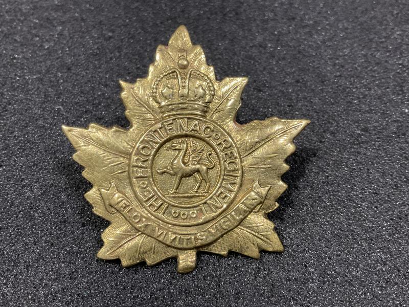 Canadian The Frontenac Regiment cap badge