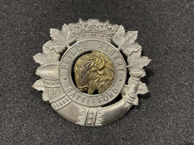 WW2 The Prince Albert & Battleford Volunteers cap badge