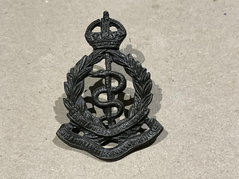 WW1 Officers South African medical Corps cap badge