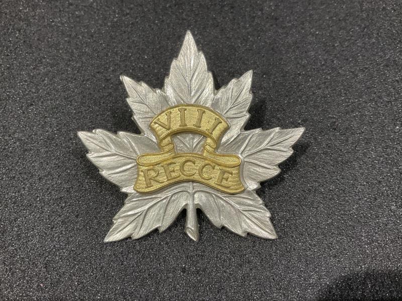 WW2 Canadian bi-metal VIII Recce (8th Recce) cap badge
