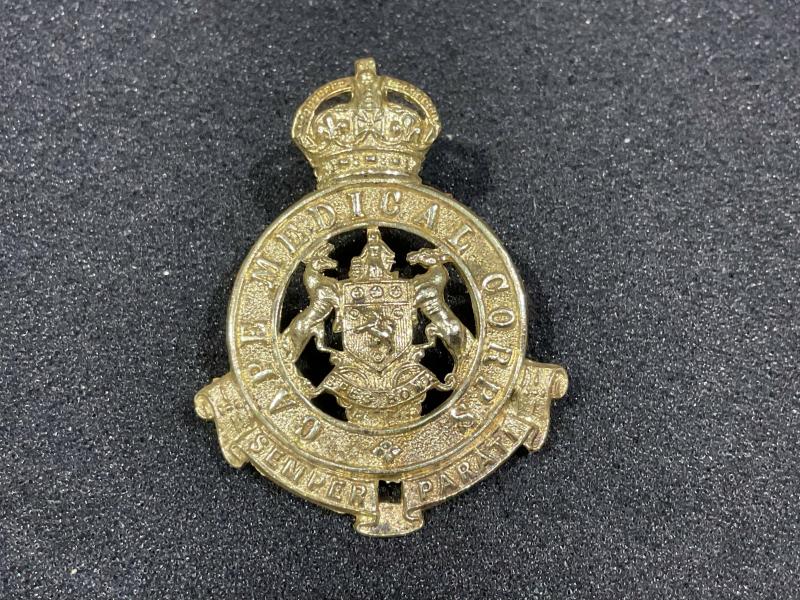 S.A Cape Medical Corps officers gilded brass cap badge