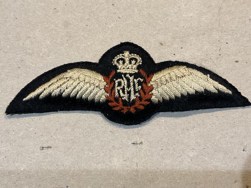 Early Q/C R.A.F Pilots padded wings