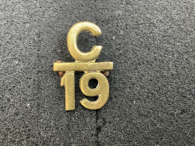 WW1 CEF 19th Infantry Batt, C19 collar badge