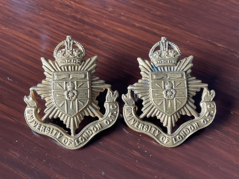 K/C University of London O.T.C brass collar badges