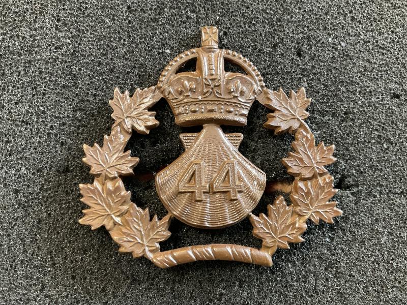 Canadian 44th Lincoln & Welland Regt O.S.D cap badge