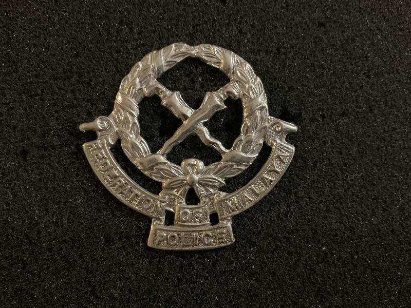 Federation of Malaya Police cap badge