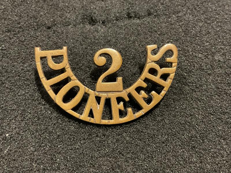 Indian Army, 2nd Bombay Pioneers 1922-33 shoulder title