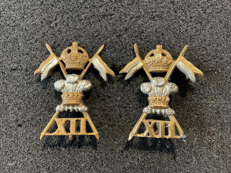 WW2 12th Royal Lancers collar badges