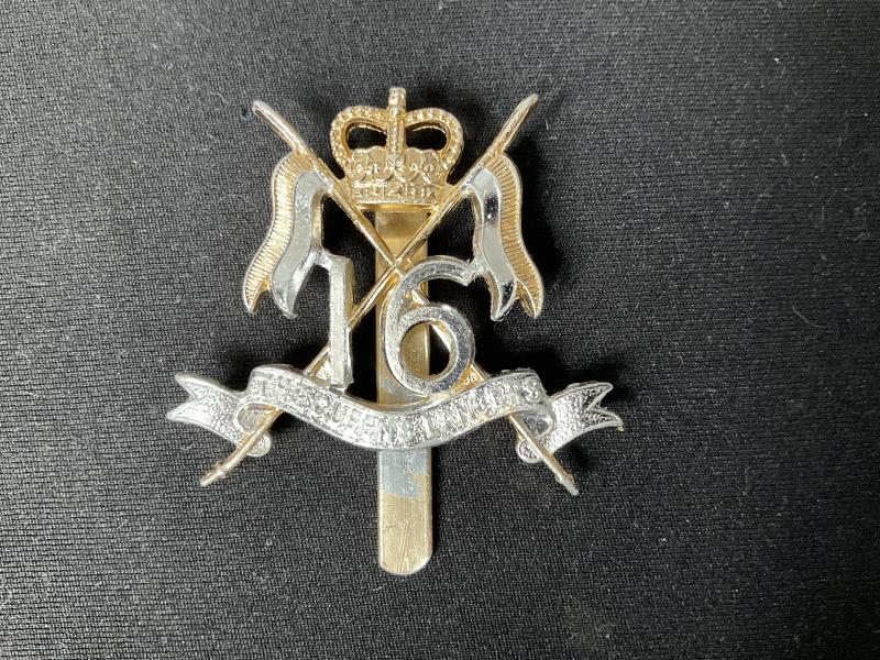 A/A 16th The Queens Lancers cap badge by Dowler