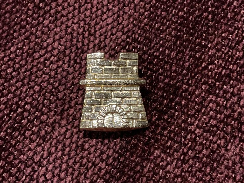 Armed Forces of Malta (AMF) officers anodised rank badge .