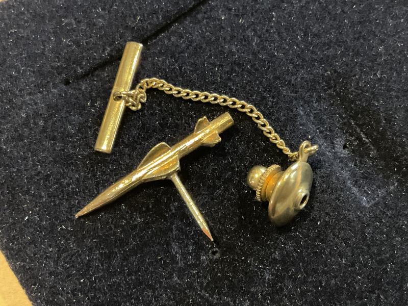 Sea Dart (GWS.30) or Sea Wolf missile engineers tie pin .
